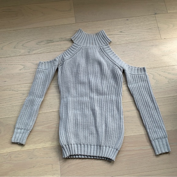 Beige Sweater with cut out shoulder detail (sale 3 items for $20) - Picture 3 of 4